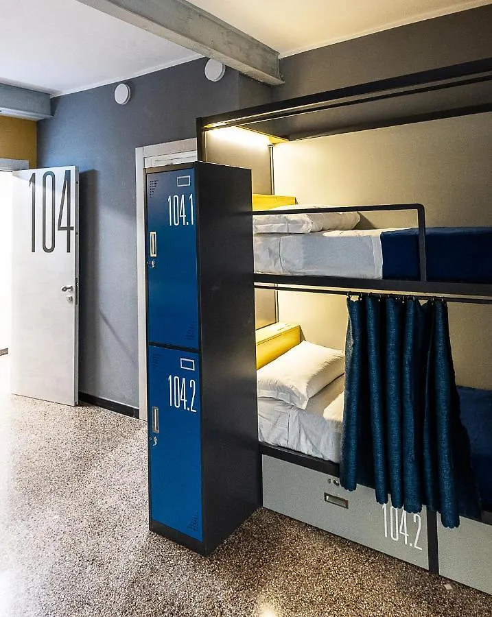 Marathon Hostel Genua