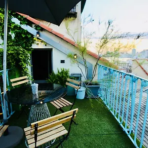 G.a.p. Aquarium Pentahouse Apartment