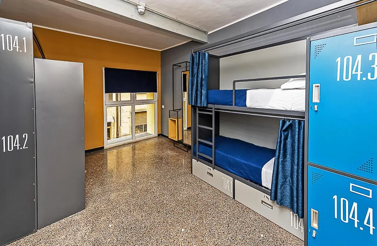 Marathon Hostel Genoa 0*,