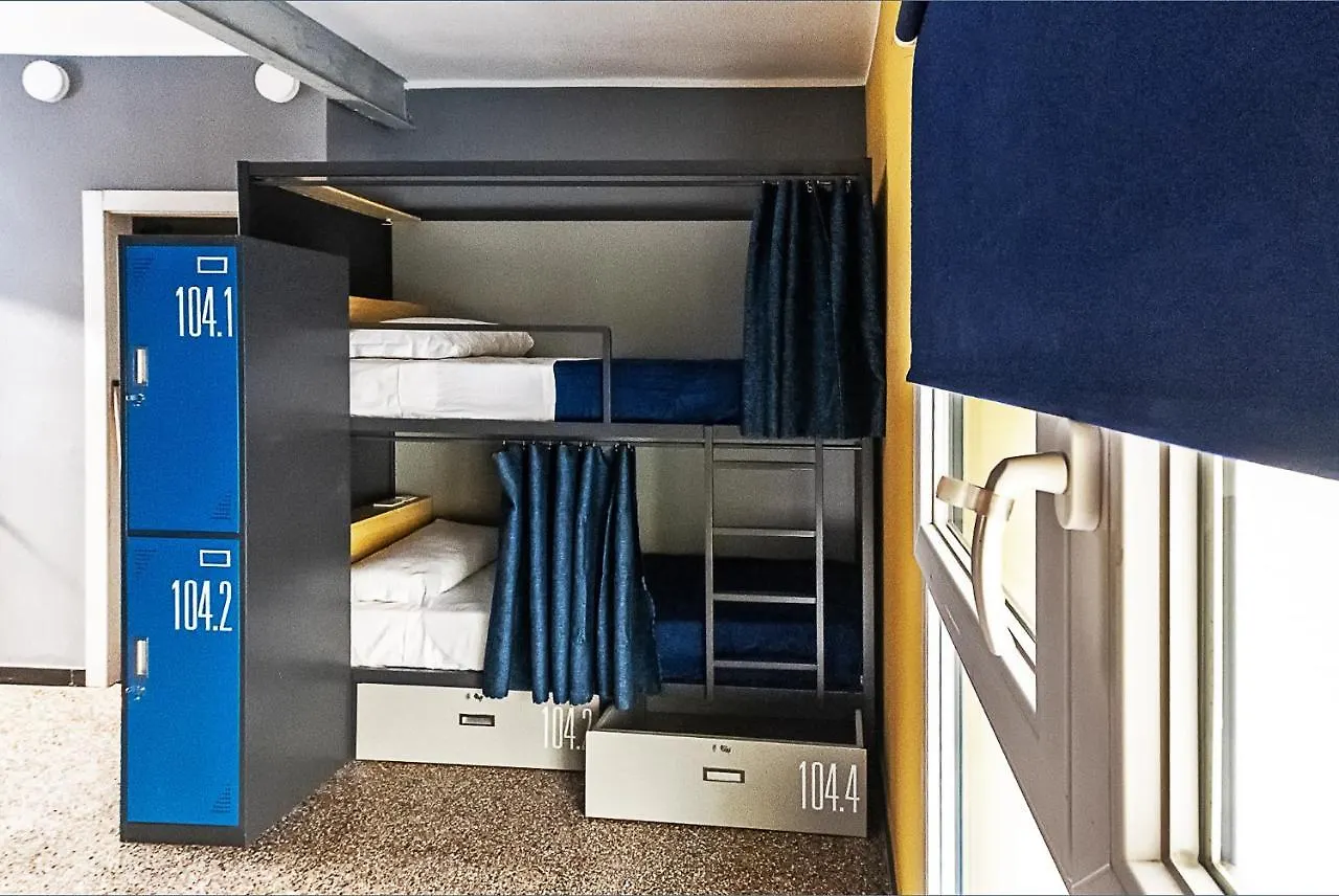 Marathon Hostel Genoa Italy