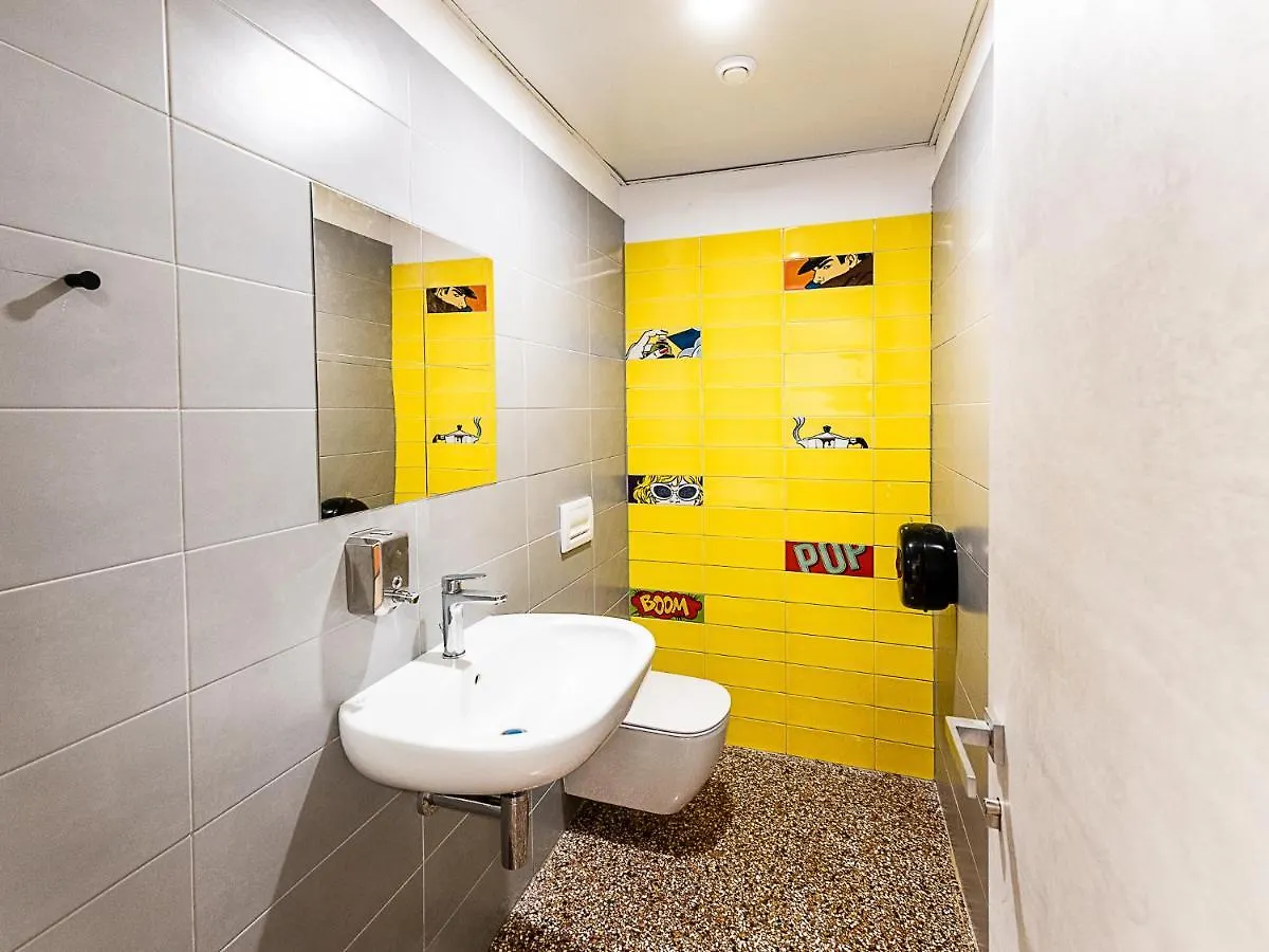 Marathon Hostel Genoa 0*,  Italy