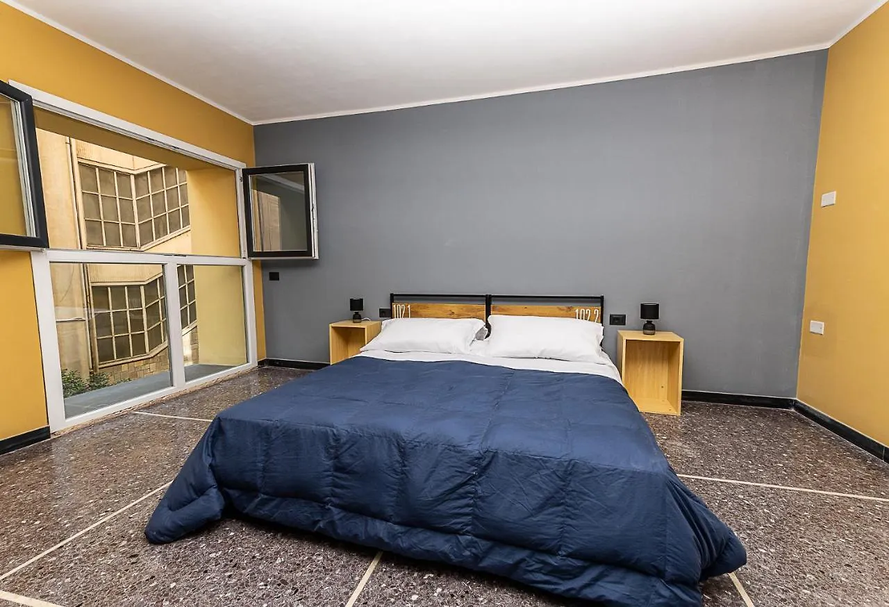 Marathon Hostel Genoa Italy