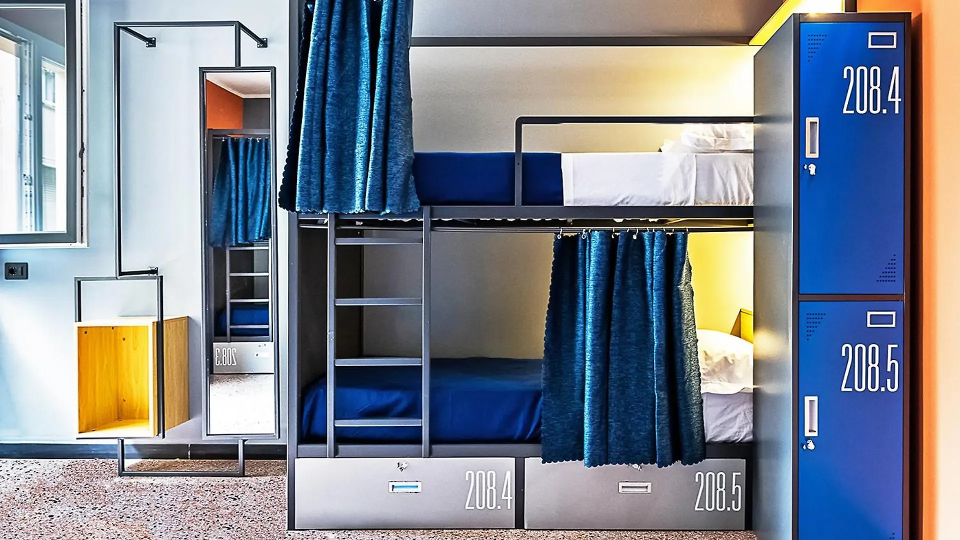 Marathon Hostel Genoa